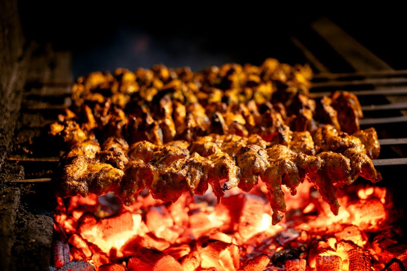 Grilled chicken and vegetable flatbread